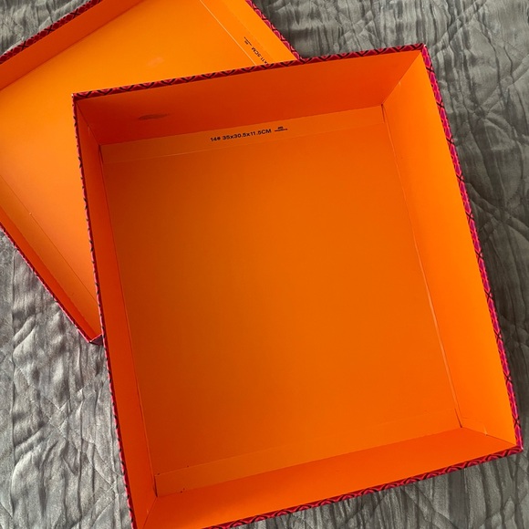 💕 Tory Burch boxes (3) - Picture 4 of 13